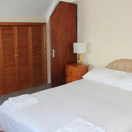 Apartament Spacious Townhouse *