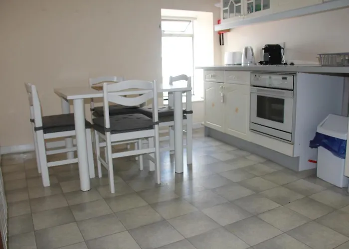 Spacious Townhouse Apartament